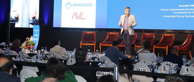 UTPL participó en el IV Digital Transformation Summit 2025 UTPL participó en el IV Digital Transformation Summit 2025