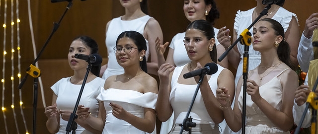 I Festival de Villancicos en inglés "Bells & Voices" I Festival de Villancicos en inglés "Bells & Voices"