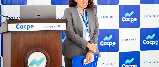 Expo Semestre Ascendere | Reto: CACPE LOJA – Crédito Línea Verde.