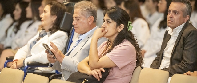 Imposición de mandiles a internos rotativos de la carrera de Nutrición y Dietética – Cohorte mayo 2025 / abril 2026