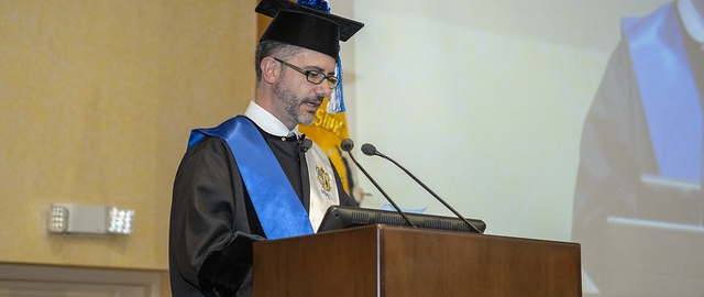Acto Solemne de Inauguración del Año Académico 2019 - 2020 e Incorporación de nuevos doctores al Claustro UTPL Acto Solemne de Inauguración del Año Académico 2019 - 2020 e Incorporación de nuevos doctores al Claustro UTPL