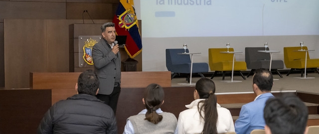 Café Científico Transformación digital aplicada a la Industria Café Científico Transformación digital aplicada a la Industria