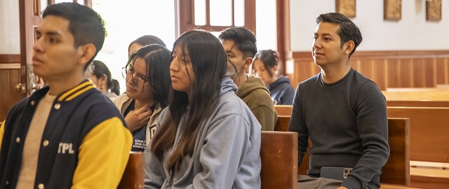 Navidad UTPL 2025 | Novena Estudiantil Navidad UTPL 2025 | Novena Estudiantil