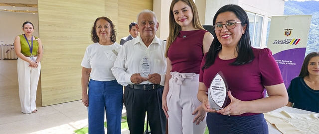 UTPL recibe reconocimiento del IEPS por su apoyo a la Economía Popular y Solidaria UTPL recibe reconocimiento del IEPS por su apoyo a la Economía Popular y Solidaria