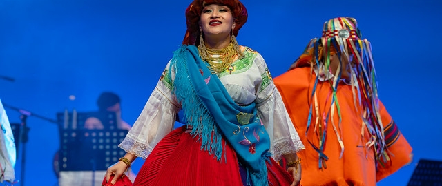 40 años danzando identidad | Jahua Ñan UTPL 40 años danzando identidad | Jahua Ñan UTPL