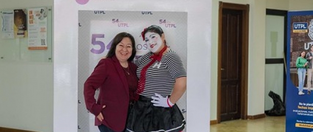 54 años UTPL