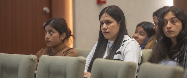 Presentación de la revista digital Política y Políticas, Volumen IV