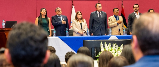 Seminario Jurídico "Manuel Carrión Pinzano" | Reconocimiento a la UTPL por su Aporte Académico en Derecho. Seminario Jurídico "Manuel Carrión Pinzano" | Reconocimiento a la UTPL por su Aporte Académico en Derecho.