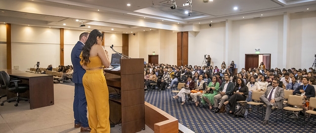 Simposio de Obesidad: Retos y Perspectivas en la Atención Integral