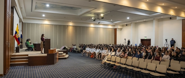 Imposición de mandiles a internos rotativos de la carrera de Nutrición y Dietética – Cohorte mayo 2025 / abril 2026