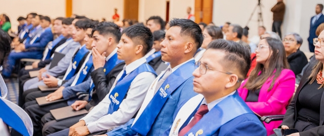 Décimo Quinta Promoción de Graduados ESCOP UTPL Décimo Quinta Promoción de Graduados ESCOP UTPL