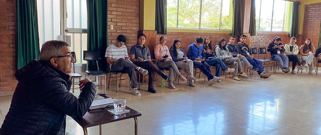 Retiro Espiritual Motus Christi para Jóvenes Retiro Espiritual Motus Christi para Jóvenes