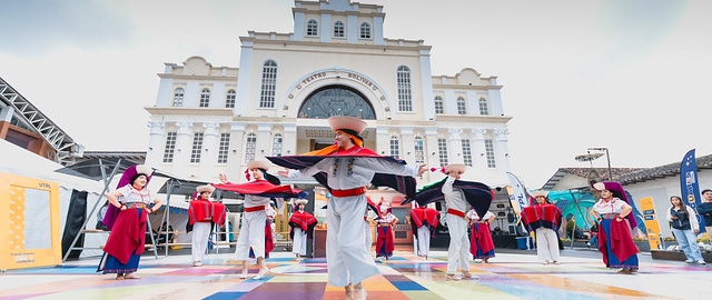 Circuito UTPL – Presentación del Grupo de Danza Jahua Ñan Circuito UTPL – Presentación del Grupo de Danza Jahua Ñan