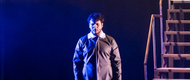 La Compañía de Teatro UTPL conmemoró sus 20 años de trayectoria artística con el estreno de la obra Otelo