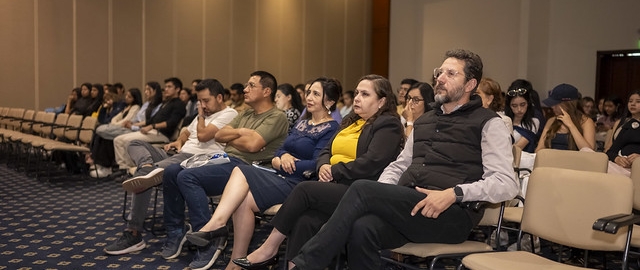 Presentación de la revista Clave