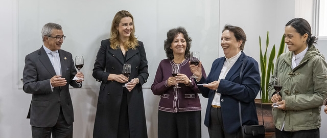 Reconocimiento a una trayectoria de servicio y legado institucional UTPL