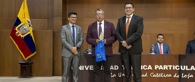 Vigésimo quinto aniversario de la carrera de Telecomunicaciones Vigésimo quinto aniversario de la carrera de Telecomunicaciones