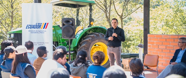 MAGAP entrega embriones bovinos y paquetes tecnológicos a UTPL MAGAP entrega embriones bovinos y paquetes tecnológicos a UTPL