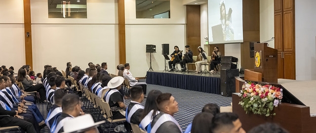 Décimo Quinta Promoción de Graduados ESCOP UTPL