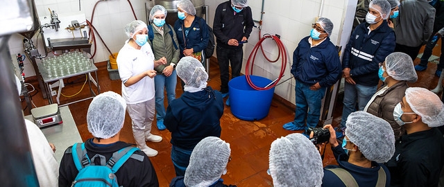Planta Ecolac recibe a delegación del Ministerio del Ambiente y del PNUD