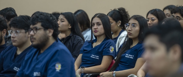 “Programa Lúdico-Terapéutico Basado en Títeres”