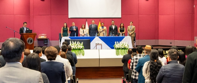 Seminario Jurídico "Manuel Carrión Pinzano" | Reconocimiento a la UTPL por su Aporte Académico en Derecho. Seminario Jurídico "Manuel Carrión Pinzano" | Reconocimiento a la UTPL por su Aporte Académico en Derecho.