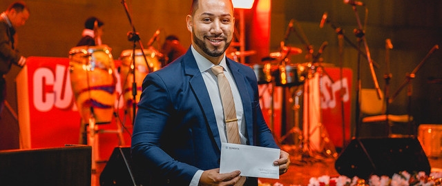 Cenas de navideñas UTPL 2025