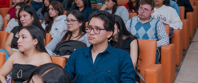 Seminario: Eutanasia, muerte digna y cuidados paliativos Seminario: Eutanasia, muerte digna y cuidados paliativos