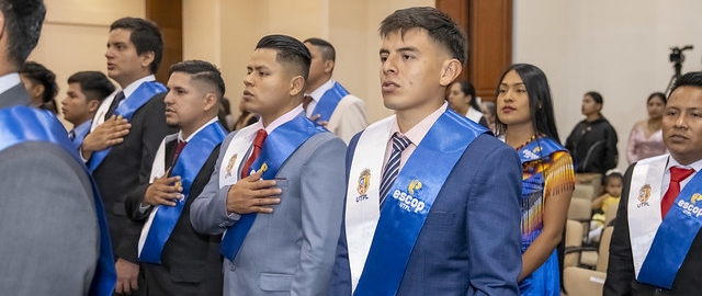 Décimo Quinta Promoción de Graduados ESCOP UTPL