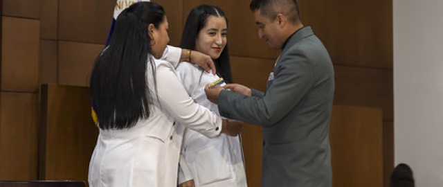 Imposición de Insignias – Carrera de Medicina Imposición de Insignias – Carrera de Medicina