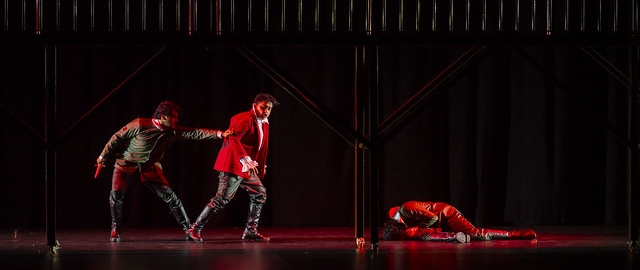 La Compañía de Teatro UTPL conmemoró sus 20 años de trayectoria artística con el estreno de la obra Otelo La Compañía de Teatro UTPL conmemoró sus 20 años de trayectoria artística con el estreno de la obra Otelo