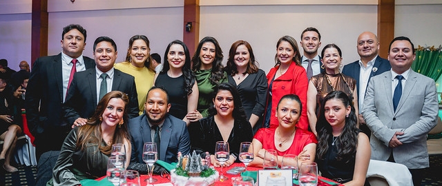 Cenas Navideñas UTPL 2025