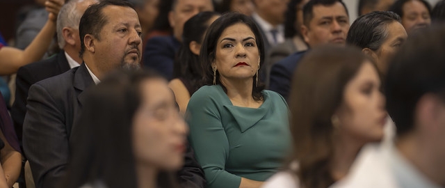 Imposición de Insignias – Carrera de Medicina