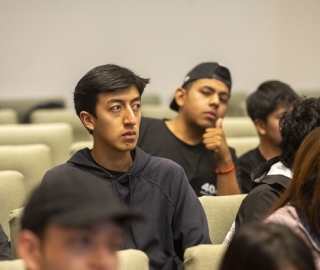 Diálogos Éticos: Impacto del uso de IA en los Trabajos de Integración Curricular Diálogos Éticos: Impacto del uso de IA en los Trabajos de Integración Curricular