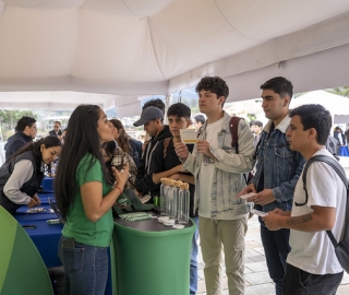 Feria Académica 2025 "Transforma tu Vida Universitaria"