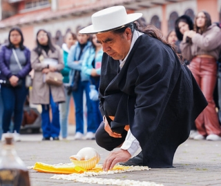 Homenaje a los Yachaks en la Chakana. Inti Raymi de las universidades y diversidades 2025 Homenaje a los Yachaks en la Chakana. Inti Raymi de las universidades y diversidades 2025