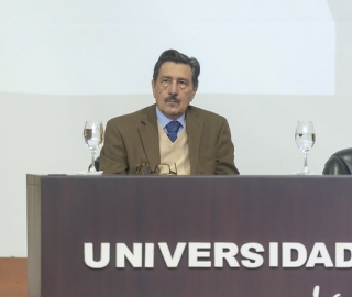 VII Congreso Internacional de Economía. VII Congreso Internacional de Economía.