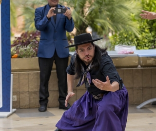 UTPL, escenario del arte y la diversidad cultural en el Festival Folclóricos Internacionales (FESFIN) 2025 UTPL, escenario del arte y la diversidad cultural en el Festival Folclóricos Internacionales (FESFIN) 2025