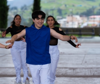 Desfile de Promociones y Ginkana – 25 Años de Medicina UTPL