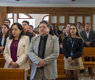 Imposición de mandiles a estudiantes de Fisioterapia