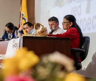 Encuentro “Cooperar para el Buen Vivir” Encuentro “Cooperar para el Buen Vivir”