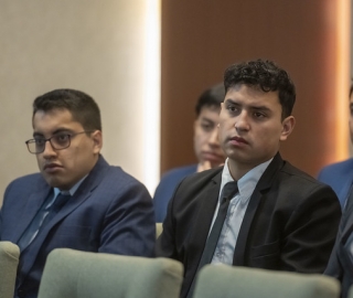 Estudiantes de Fisioterapia reciben sus mandiles