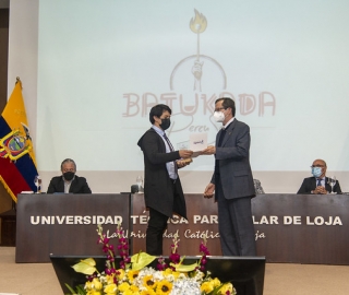 Prendho UTPL gradúa emprendimientos de la Industria Creativa y Cultural Prendho UTPL gradúa emprendimientos de la Industria Creativa y Cultural