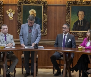 Posesión de nuevas autoridades académicas Posesión de nuevas autoridades académicas