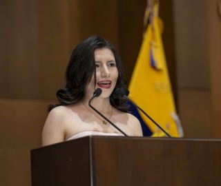 Imposición de Insignias – Carrera de Medicina