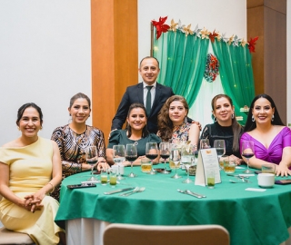 Cenas de navideñas UTPL 2025