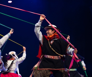 40 años danzando identidad | Jahua Ñan UTPL 40 años danzando identidad | Jahua Ñan UTPL