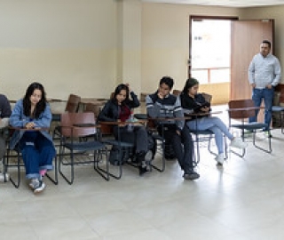 Aldea Global: La internacionalización de la práctica artística dictado por el docente Óscar Verde, de la Universidad Autónoma de México Aldea Global: La internacionalización de la práctica artística dictado por el docente Óscar Verde, de la Universidad Autónoma de México