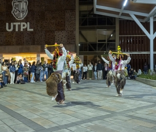 Noches mágicas UTPL 2025