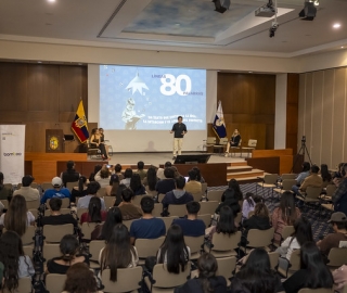 Presentación de la revista Clave